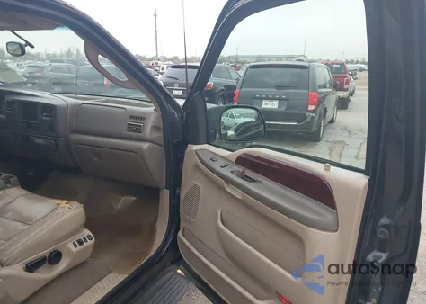 2003 Ford Excursion Limited z USA, uszkodzony, nr VIN 1FMNU42L63EA91917